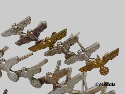germany,_wehrmacht._a_lot_of_long_service_award_ribbon_bar_devices_e_medals__g64069_5