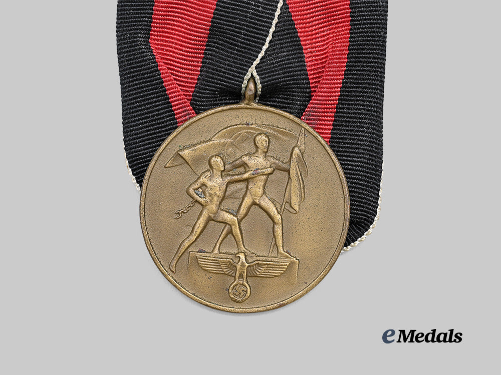 germany,_third_reich._a_sudetenland_medal,_on_parade_mount_e_medals__g64075_3