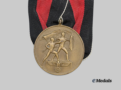 germany,_third_reich._a_sudetenland_medal,_on_parade_mount_e_medals__g64075_3