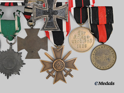 germany,_third_reich._a_lot_of_awards_for_military_and_civil_service_e_medals__g64081_7