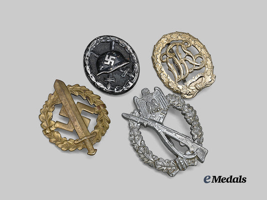 germany,_third_reich._a_lot_of_badges_for_military_and_sports_service_e_medals__g64082_2
