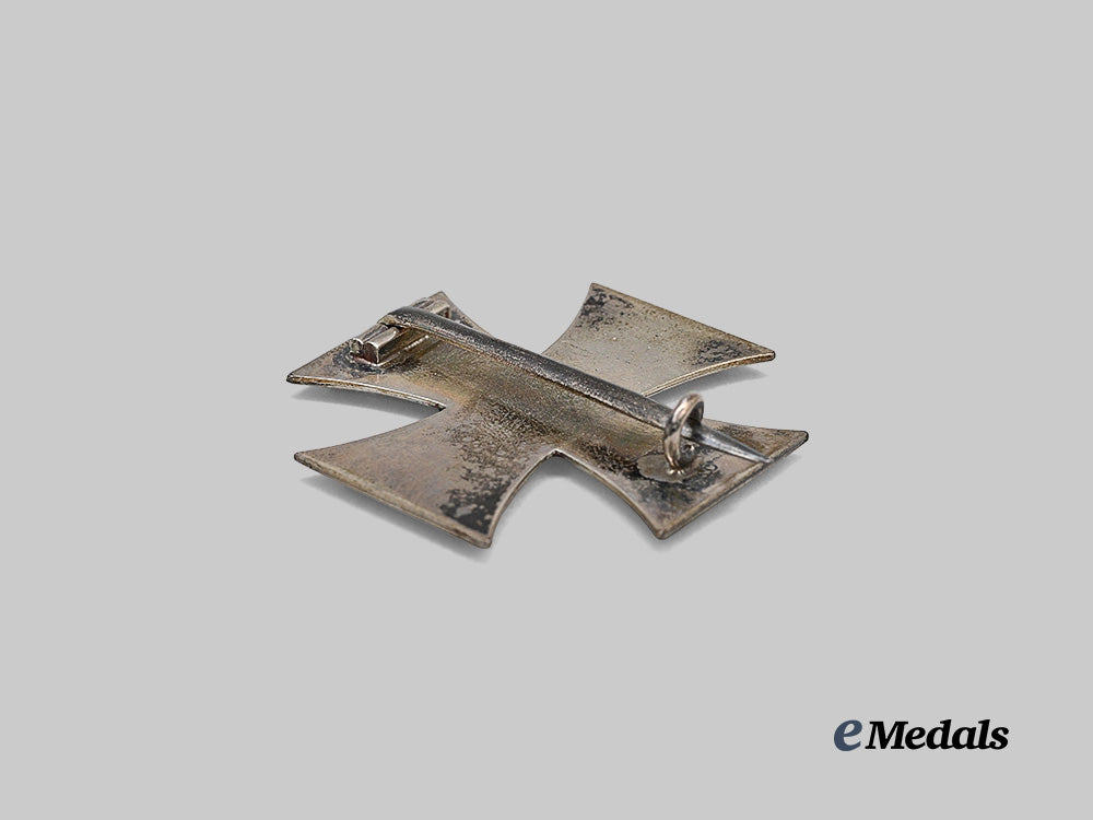 germany,_imperial._a1914_iron_cross_i_class,_with_case,_k_o_maker_e_medals__g64083_7