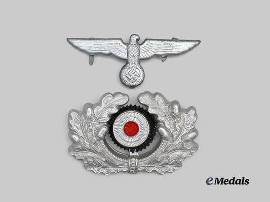 germany,_heer._a_set_of_visor_cap_insignia_for_enlisted_ranks_e_medals__g64084_2