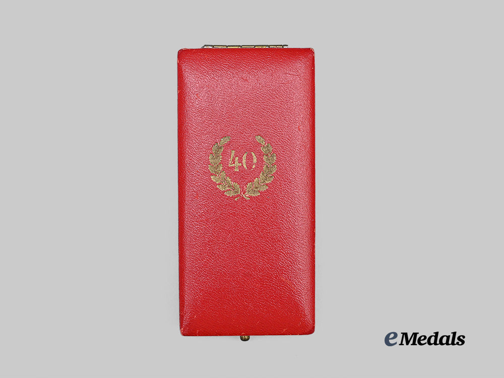 germany,_third_reich._a_civil_service40-_year_long_service_award,_with_case,_by_deschler&_sohn_e_medals__g64105_2