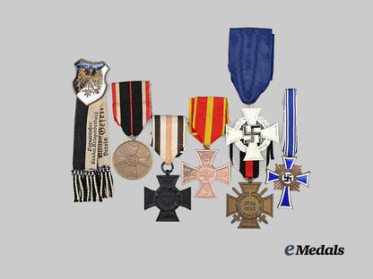 germany,_third_reich._a_lot_of_awards_for_military_and_civil_service_e_medals__g64125_2