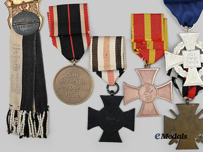 germany,_third_reich._a_lot_of_awards_for_military_and_civil_service_e_medals__g64125_9