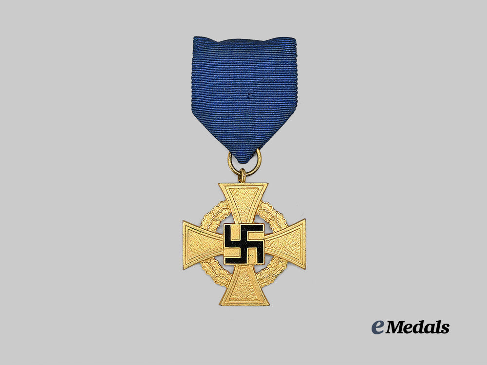 germany,_third_reich._a_civil_service40-_year_long_service_award,_with_case_e_medals__g64126_5