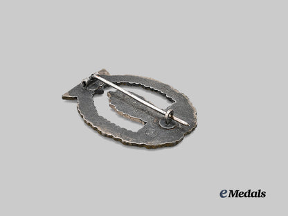 germany,_kriegsmarine._a_minesweeper_war_badge,_by_e._ferdinand_wiedmann_e_medals__g64132_4
