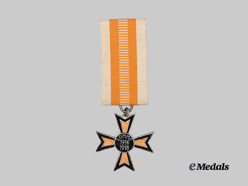 germany,_weimar_republic._a_somme_cross_e_medals__g64138_2