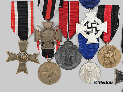 germany,_wehrmacht._a_lot_of_service_awards_e_medals__g64139_4