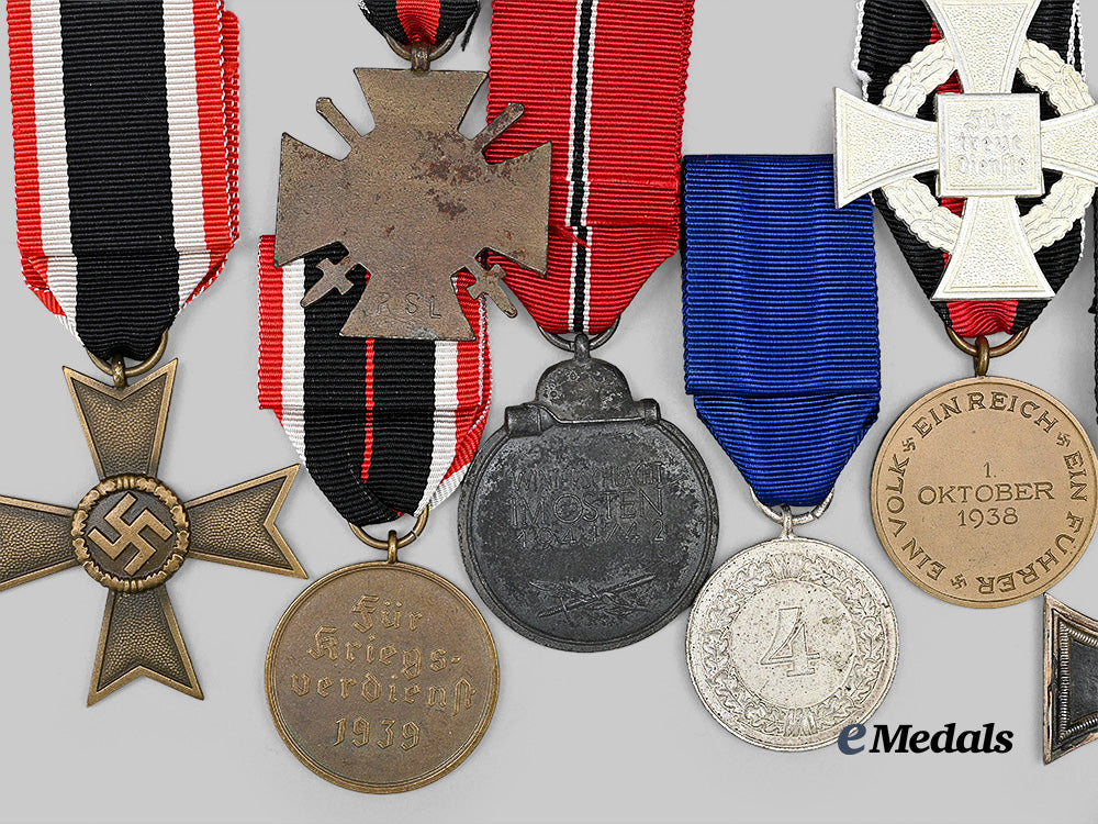 germany,_wehrmacht._a_lot_of_service_awards_e_medals__g64139_9