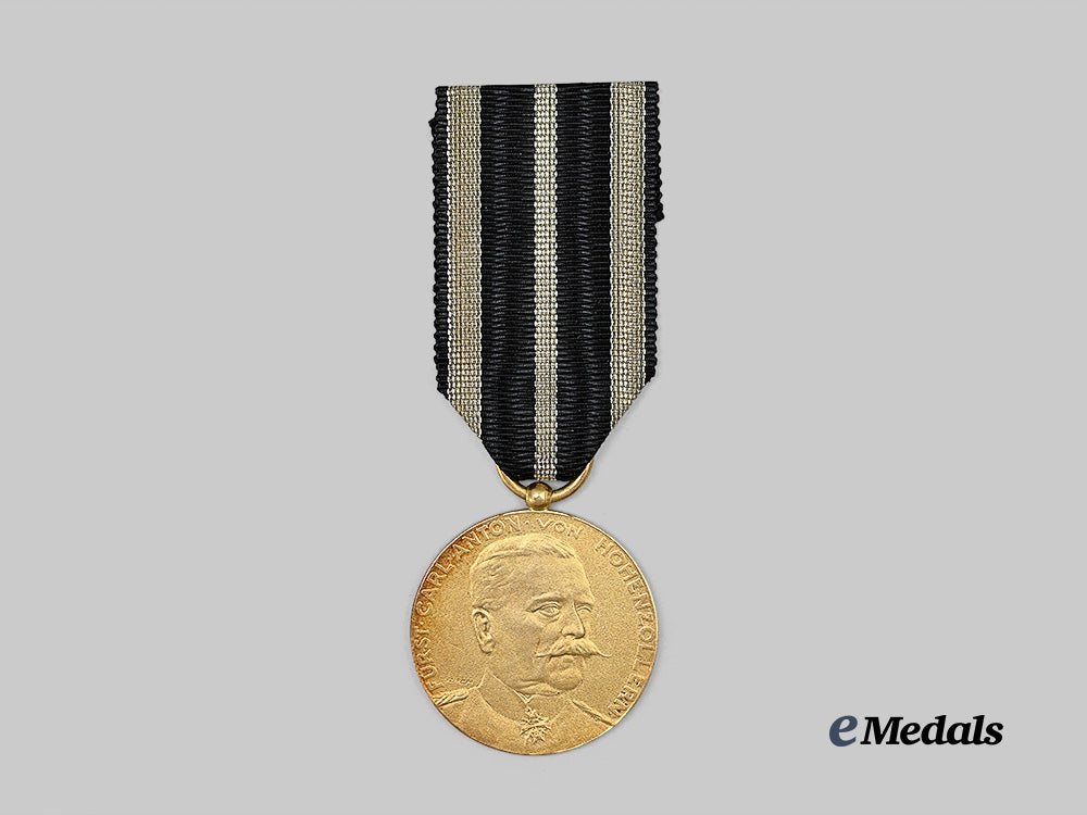 hohenzollern,_dynasty._a_prince_carl_anton_commemorative_medal,_gold_grade_e_medals__g64147_2