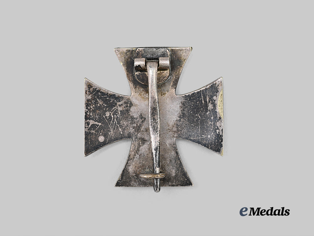 germany,_imperial._a_rare1914_iron_cross_i_class,_prinzen_size_by_wilhelm_deumer,_with_certificate_of_authenticity_e_medals__g64251_3