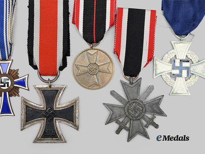 germany,_third_reich._a_mixed_lot_of_awards_for_military_and_civil_service_e_medals__g64255_5