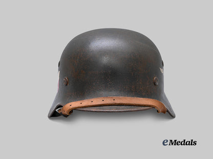 germany,_luftwaffe._an_m35_stahlhelm,_refurbished_example,_by_eisenhüttenwerke_thale_e_medals__g64256_2