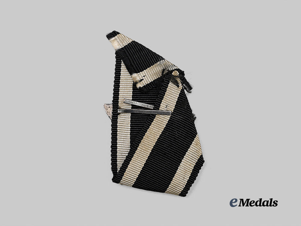 germany,_wehrmacht._a1939_clasp_to_the_iron_cross_i_i_class,_type2,_by_otto_schickle_e_medals__g64309_4
