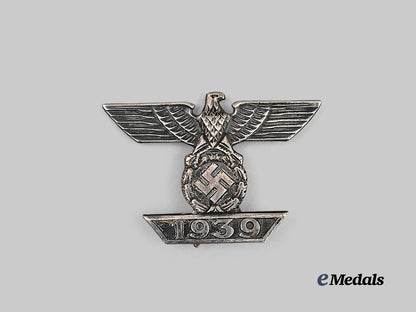 germany,_wehrmacht._a1939_clasp_to_the_iron_cross_i_class,_type_b,_by_b._h._mayer_e_medals__g64312_2