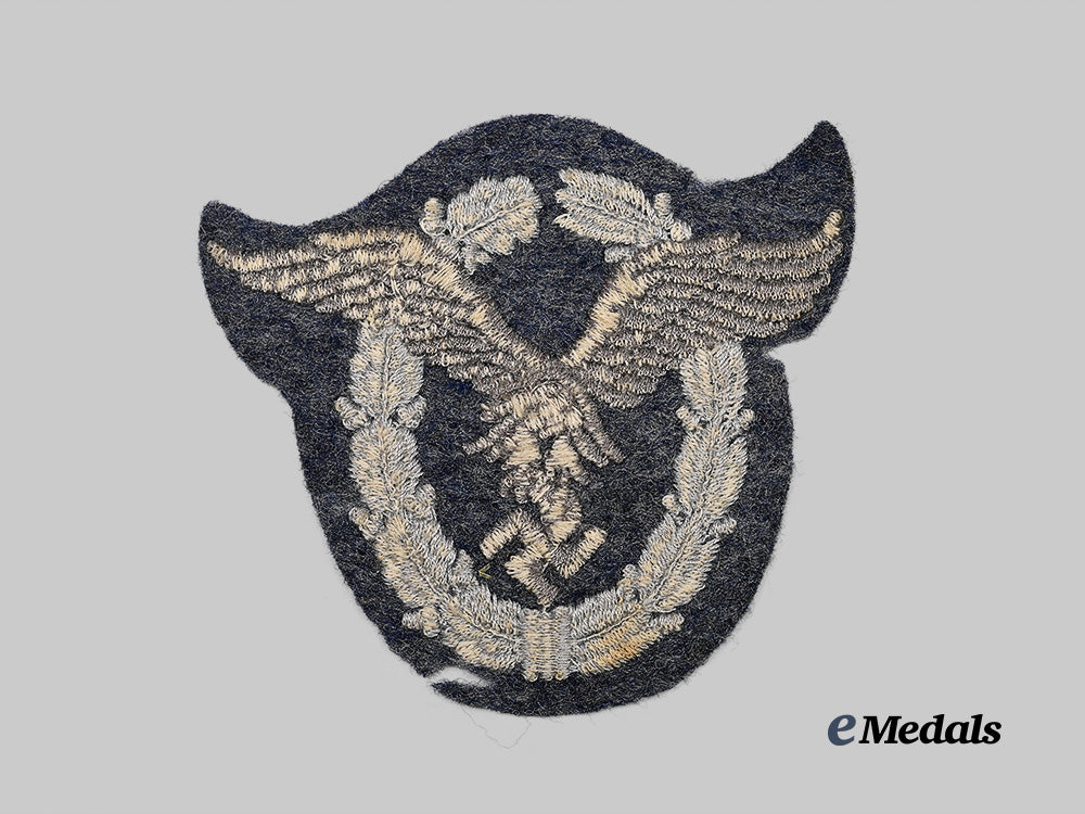 germany,_luftwaffe._a_pilot’s_badge,_two-_tone_type5a_e_medals__g64319_3