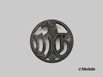 germany,_wehrmacht._an_auxiliary_member’s_badge,_by_c._e._juncker_e_medals__g64321_2