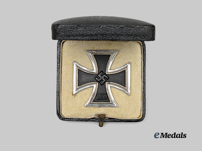 germany,_wehrmacht._a1939_iron_cross_i_class,_with_case,_by_steinhauer&_lück_e_medals__g64332_3