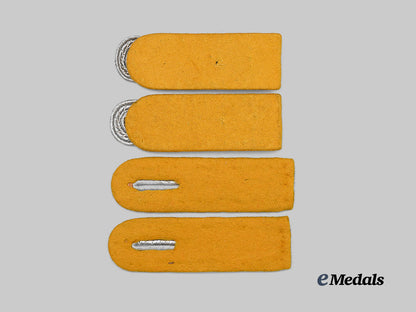 germany,_luftwaffe._a_lot_of_shoulder_boards_for_flight_personnel/_fallschirmjäger_officer_ranks_e_medals__g64335_3