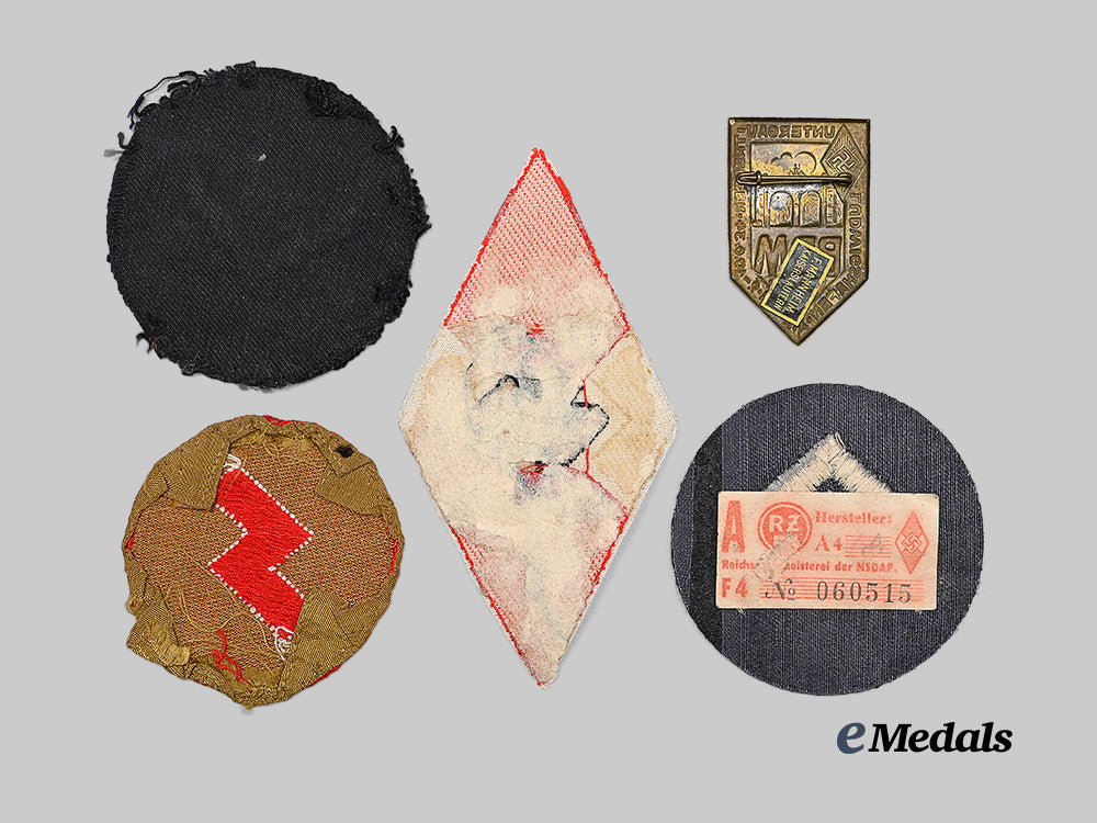 germany,_h_j._a_lot_of_h_j_and_b_d_m_badges_and_insingia_e_medals__g64336_3