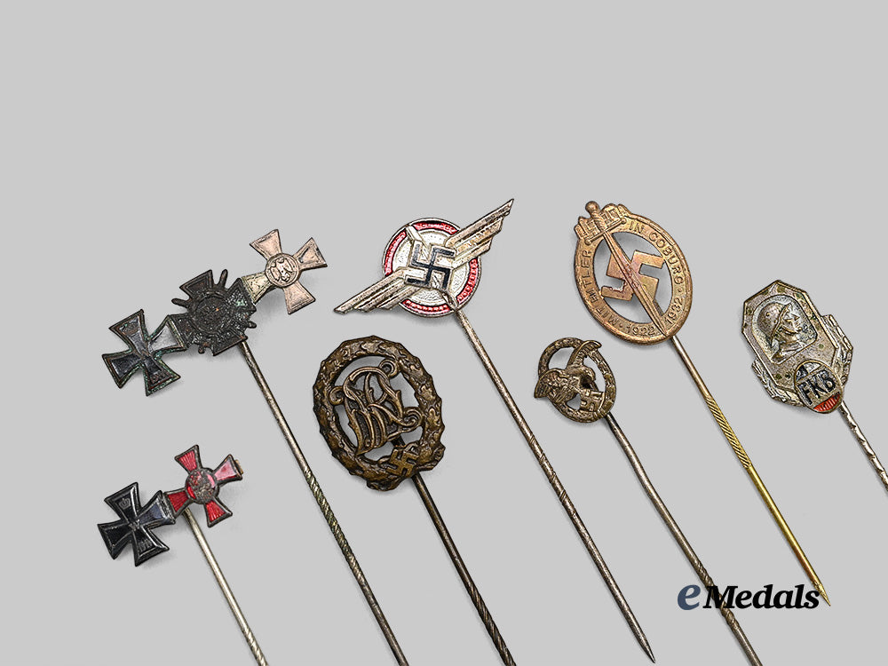 germany,_third_reich._a_mixed_lot_of_stick_pin_miniature_awards_and_badges_e_medals__g64337_3