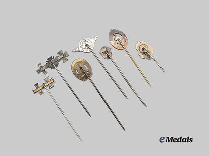 germany,_third_reich._a_mixed_lot_of_stick_pin_miniature_awards_and_badges_e_medals__g64337_4
