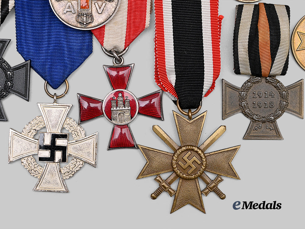 germany,_third_reich;_imperial._a_lot_of_awards_for_military_and_civil_service_e_medals__g64339_3
