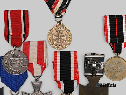 germany,_third_reich;_imperial._a_lot_of_awards_for_military_and_civil_service_e_medals__g64339_9