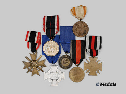 germany,_third_reich._a_mixed_lot_of_awards_for_military_and_civil_service_e_medals__g64359_4