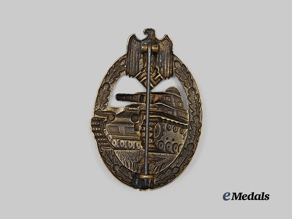 germany,_wehrmacht._a_panzer_assault_badge,_bronze_grade,_by_karl_wurster_e_medals__g64365_3