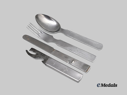 germany,_wehrmacht._a_field_utensil_kit,_by_gustav_auerswald_e_medals__g64370_4