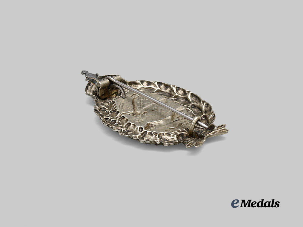 germany,_imperial._a_pilot’s_badge,_by_c._e._juncker,_c.1917_e_medals__g64396_4