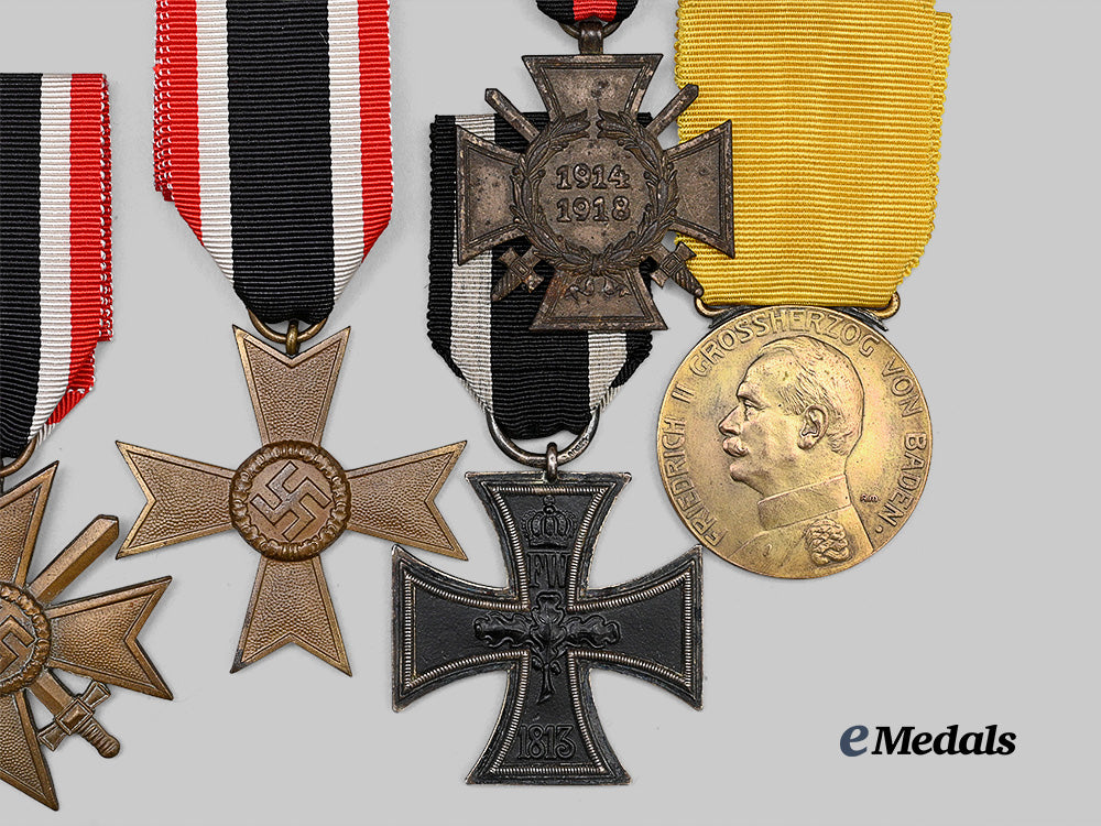 germany,_wehrmacht._a_mixed_lot_of_awards_e_medals__g64397_3