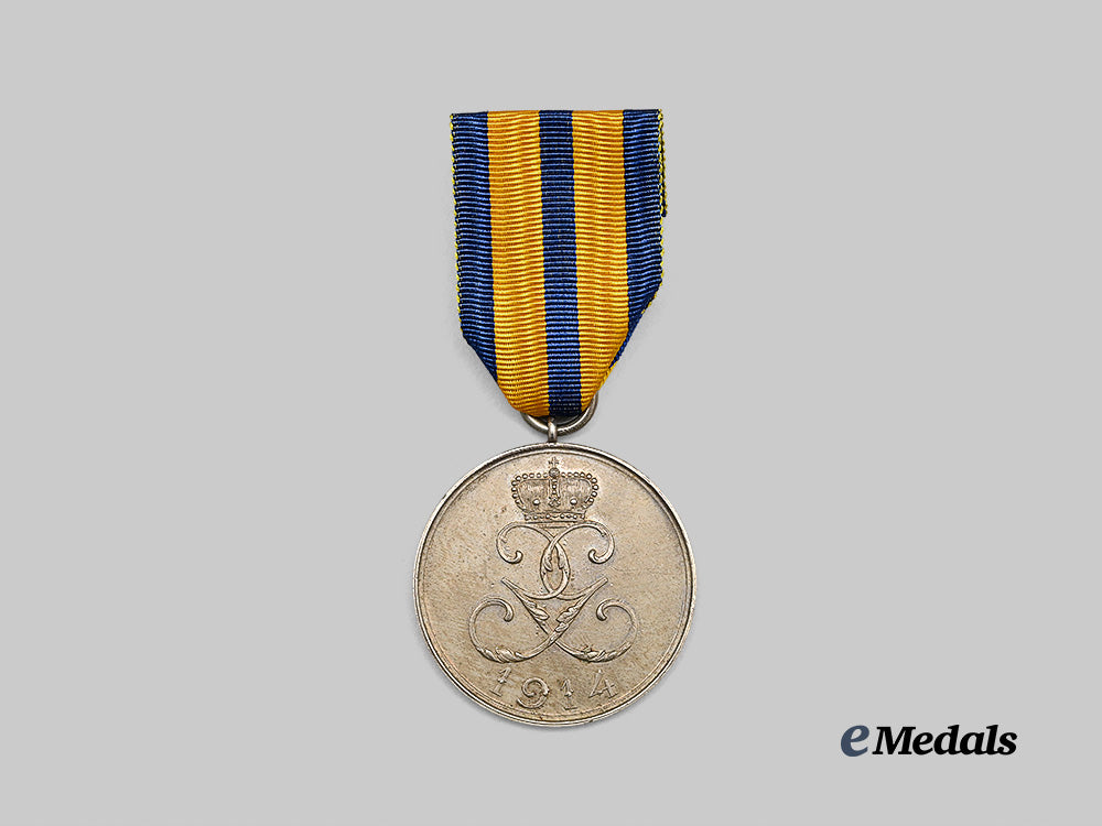 schwarzburg-_rudolstadt,_principality._an_honour_medal_for_war_merit_e_medals__g64399_2