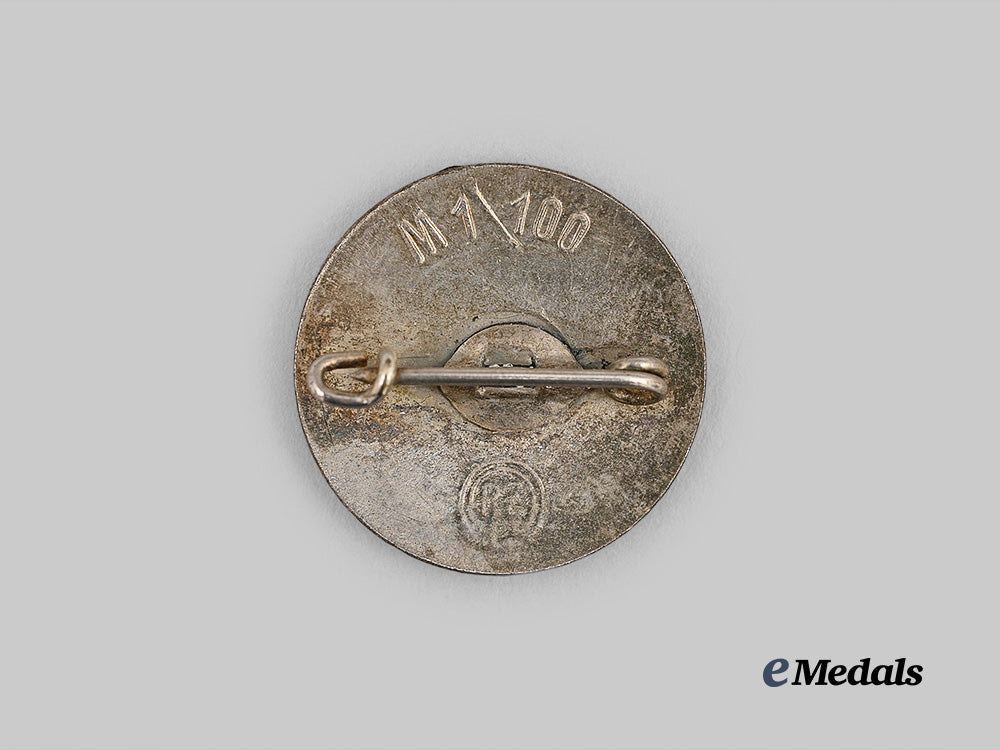 germany,_n_s_d_a_p._a_membership_badge,_by_werner_redo_e_medals__g64402_4