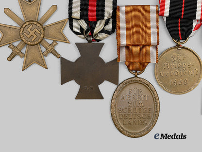 germany,_third_reich._a_lot_of_awards_for_military_and_civil_service_e_medals__g64417_8
