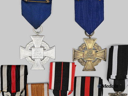 germany,_third_reich._a_lot_of_awards_for_military_and_civil_service_e_medals__g64417_9