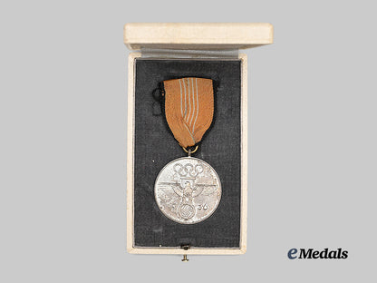 germany,_third_reich._an_olympic_games_commemorative_medal,_with_case_e_medals__g64428_3