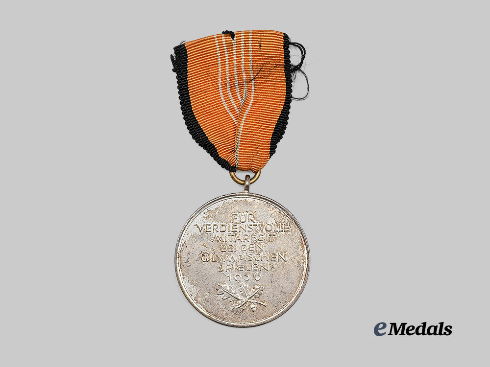 germany,_third_reich._an_olympic_games_commemorative_medal,_with_case_e_medals__g64428_6