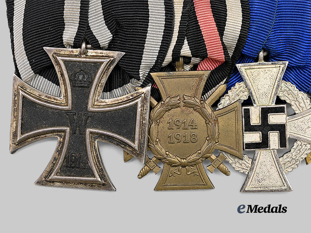 germany,_third_reich._a_combatant’s_medal_bar_for_military_and_civil_long_service_e_medals__g64431_4