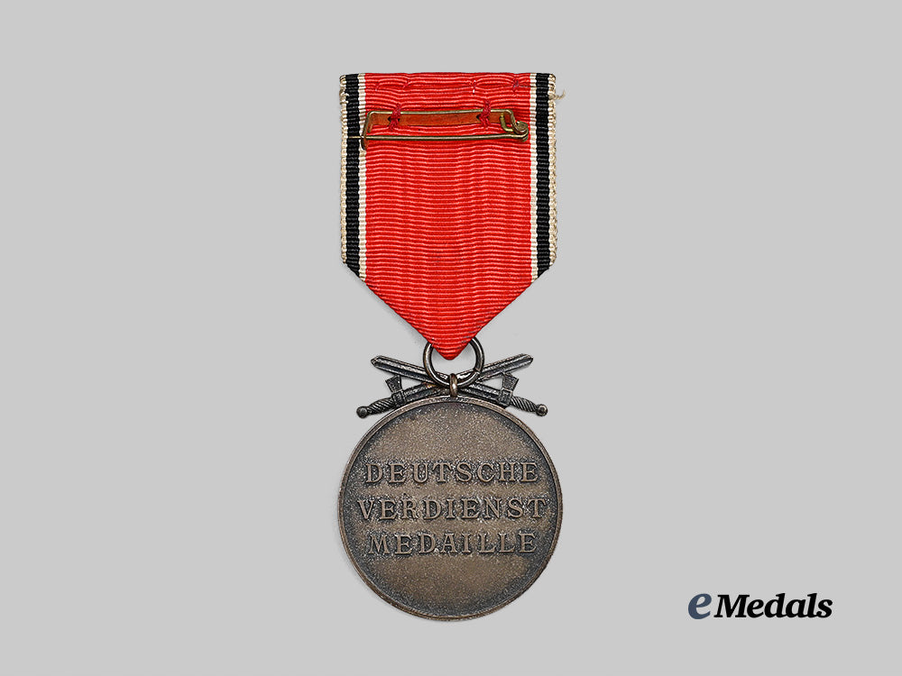 germany,_third_reich._an_order_of_the_german_eagle,_silver_merit_medal_with_swords,_by_the_vienna_mint_e_medals__g64461_4