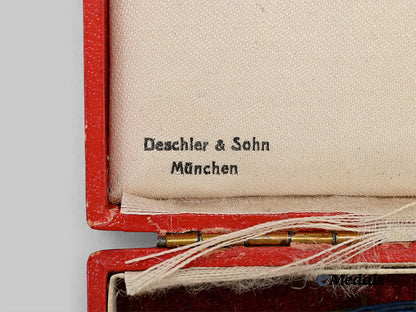 germany,_third_reich._a_civil_service40-_year_faithful_service_award,_with_case_and_ribbon_bar_device,_by_deschler&_söhn_e_medals__g64464_5