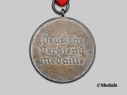 germany,_third_reich._an_order_of_the_german_eagle,_silver_merit_medal,_by_the_berlin_mint_e_medals__g64470_5
