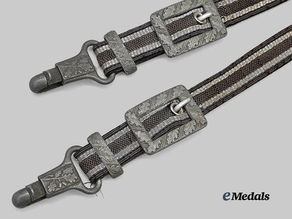 germany,_luftwaffe._a_officer’s_dagger_hanger,_by_f._w._assmann&_söhne_e_medals__g64481_3