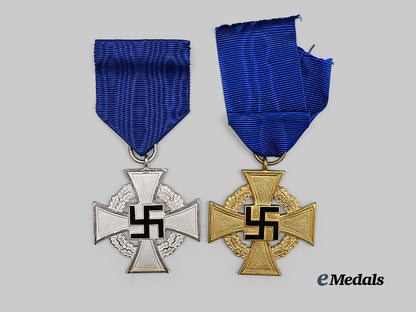 germany,_third_reich._a_pair_of_civil_service_faithful_service_awards,25_and40_years,_with_cases_e_medals__g64655_5