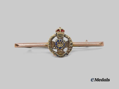 a_rifle_brigade_sweetheart_badge_in_gold_by_j.a.p._e_medals__g_b4813_2