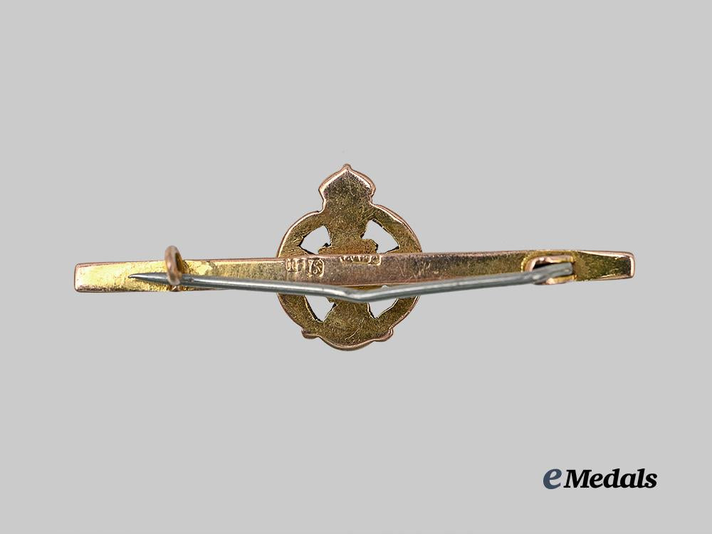 a_rifle_brigade_sweetheart_badge_in_gold_by_j.a.p._e_medals__g_b4813_3