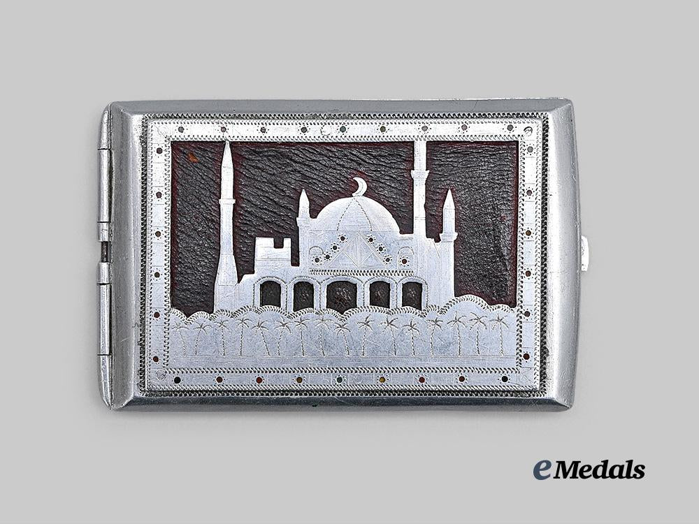 an_unusual_pow_made_made_afrika_cigarette_case_e_medals__g_b5500_2